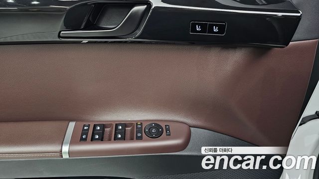 Hyundai Grandeur (GN7) 3.5 LPG 2WD Exclusive 2023 — фото 18