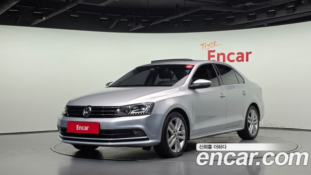 Volkswagen Jetta 2.0 TDI BlueMotion Premium 6th 2015 — фото 1