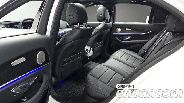 Mercedes-Benz E-Class (W213) E250 Avantgarde 2023 — фото 15