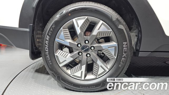 KG Mobility (SsangYong) Torres HEV 1.5 2WD T7 2026 — фото 5