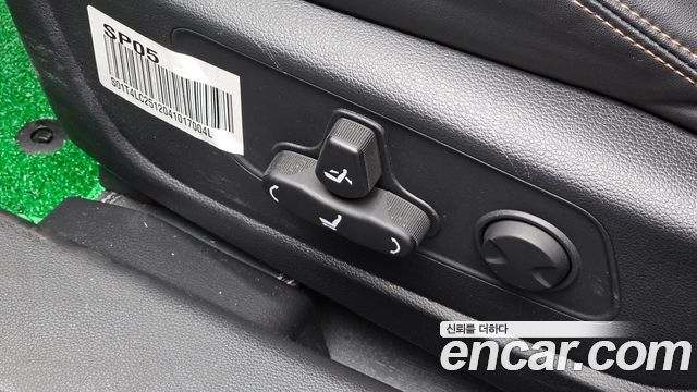 KG Mobility (SsangYong) Torres HEV 1.5 2WD T7 2026 — фото 32