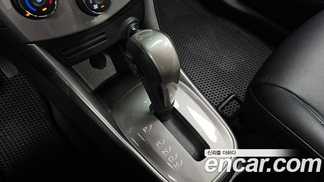 Chevrolet Trax 1.4 LT Leather Package 2016 — фото 9