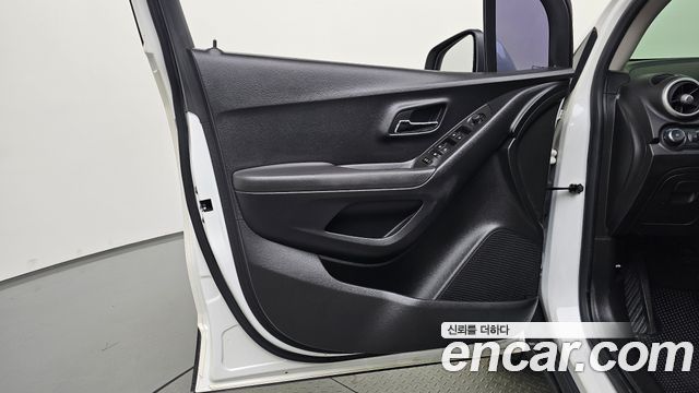 Chevrolet Trax 1.4 LT Leather Package 2016 — фото 30