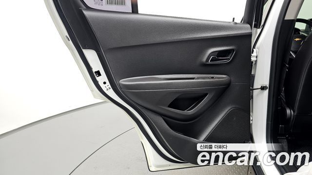Chevrolet Trax 1.4 LT Leather Package 2016 — фото 31