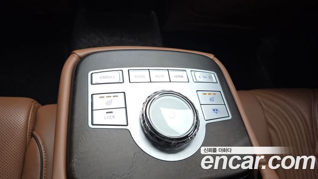Genesis G80 (RG3) Gasoline 2.5 Turbo AWD 2023 — фото 18