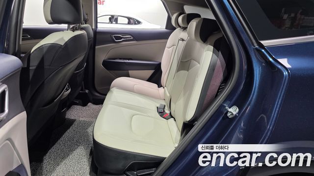 Kia Sportage Hybrid (V) Nobleless 2WD 2022 — фото 11