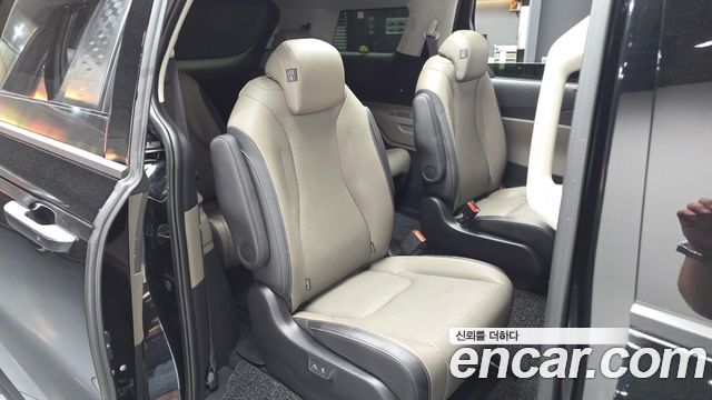 Kia Carnival (IV) HEV 9seater Nobless 2025 — фото 13