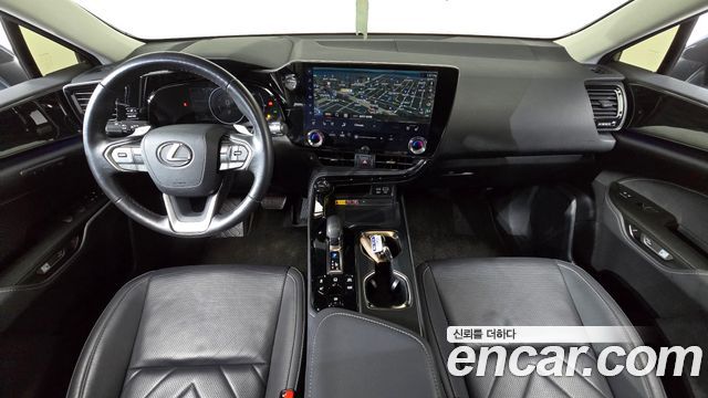 Lexus NX450h+ (II) Premium 2024 — фото 7