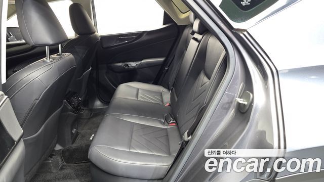 Lexus NX450h+ (II) Premium 2024 — фото 11