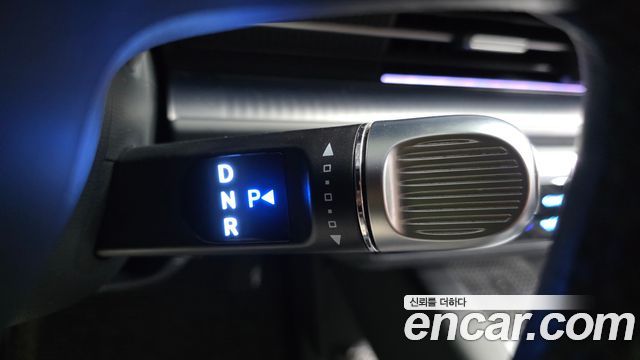 Hyundai Ioniq 6 Long Range Exclusive + 2023 — фото 9