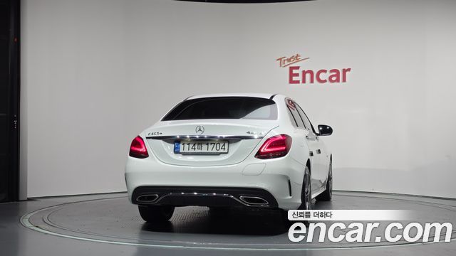Mercedes-Benz C-Class (W205) C300e 4MATIC AMG Line 2020 — фото 4