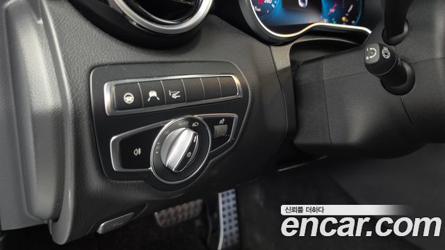 Mercedes-Benz C-Class (W205) C300e 4MATIC AMG Line 2020 — фото 32