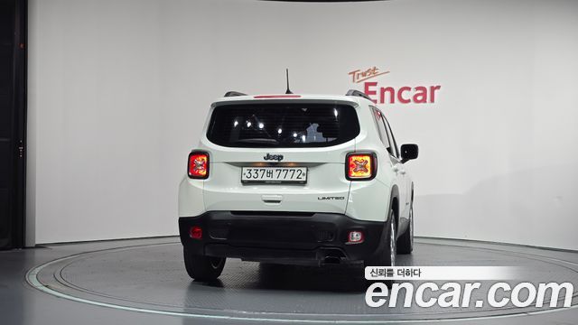 Jeep Renegade 2.4 Limited 2019 — фото 4