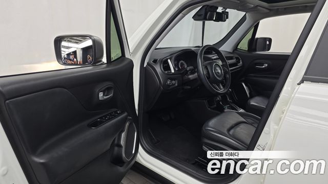 Jeep Renegade 2.4 Limited 2019 — фото 10