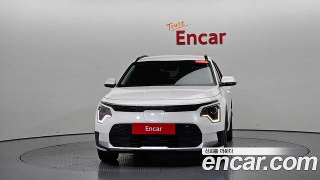Kia Niro EV Air 2023 — фото 3
