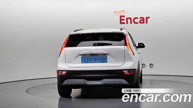 Kia Niro EV Air 2023 — фото 4