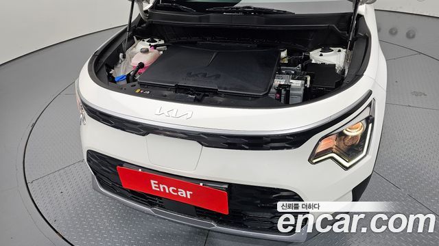 Kia Niro EV Air 2023 — фото 6