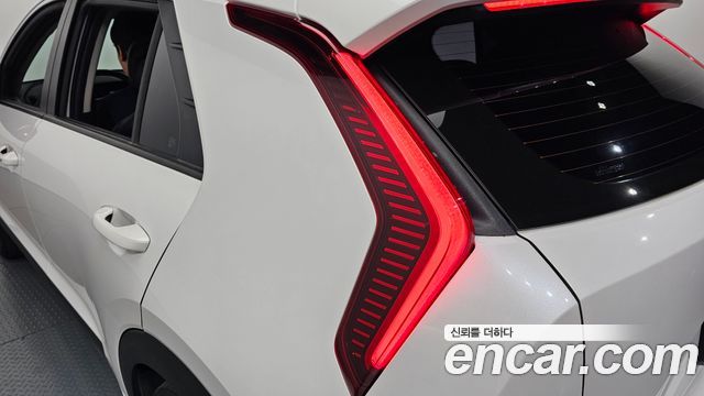 Kia Niro EV Air 2023 — фото 23