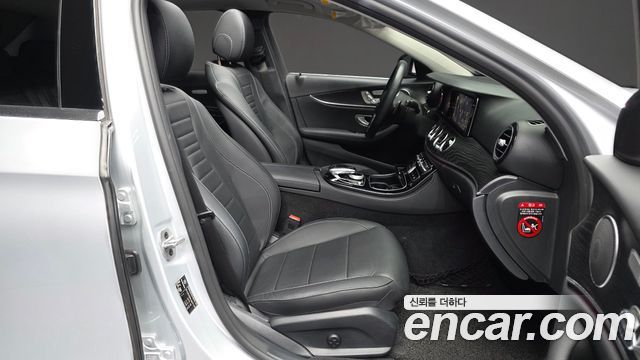 Mercedes-Benz E-Class (W213) E220d Avantgarde 2020 — фото 11