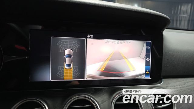 Mercedes-Benz E-Class (W213) E220d Avantgarde 2020 — фото 14