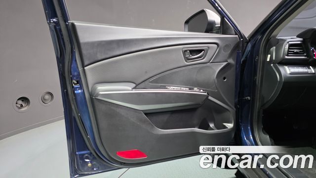 KG Mobility (SsangYong) Very New Tivoli Diesel 1.6 2WD V3 Special 2021 — фото 24