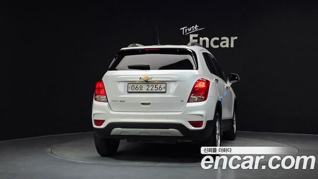 Chevrolet Trax 1.4 LT Deluxe 2017 — фото 4