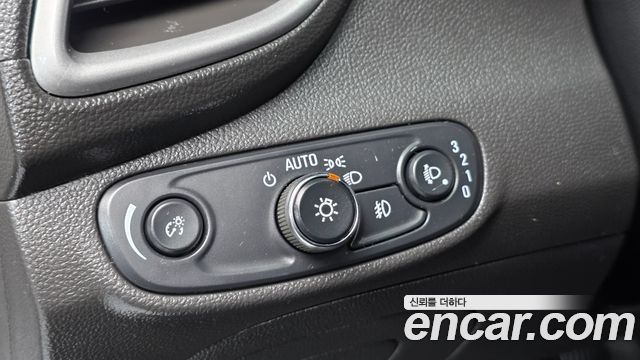 Chevrolet Trax 1.4 LT Deluxe 2017 — фото 13