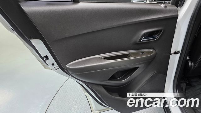 Chevrolet Trax 1.4 LT Deluxe 2017 — фото 25