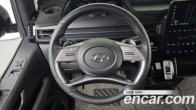 Hyundai Staria L3.5 Lounge 9-Seater Prestige 2023 — фото 14