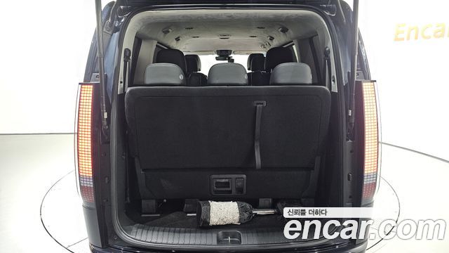 Hyundai Staria L3.5 Lounge 9-Seater Prestige 2023 — фото 19