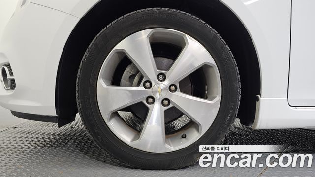 Chevrolet Cruze 1.8 LTZ+ Style Package 2014 — фото 5
