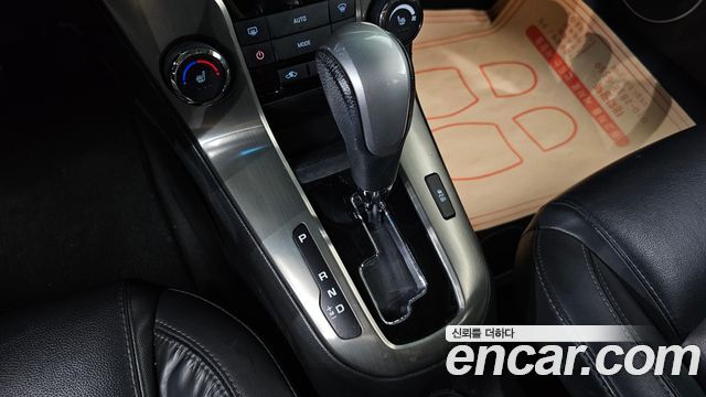 Chevrolet Cruze 1.8 LTZ+ Style Package 2014 — фото 9