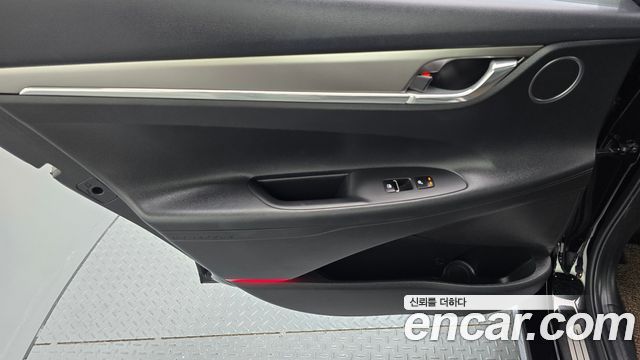 Hyundai Grandeur (IG) 3.0 LPi Rent Car Premium 2020 — фото 25