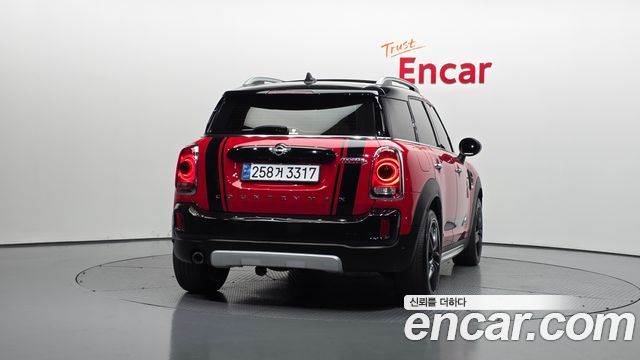 MINI Cooper D Countryman ALL4 HIGH 2nd 2018 — фото 4