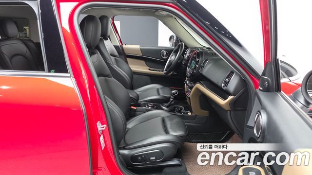 MINI Cooper D Countryman ALL4 HIGH 2nd 2018 — фото 11