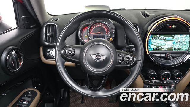 MINI Cooper D Countryman ALL4 HIGH 2nd 2018 — фото 13