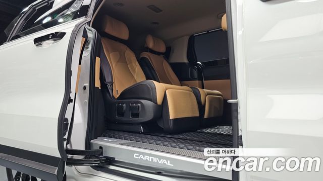 Kia Carnival (IV) Gasoline 7-Seater Signature 2023 — фото 17