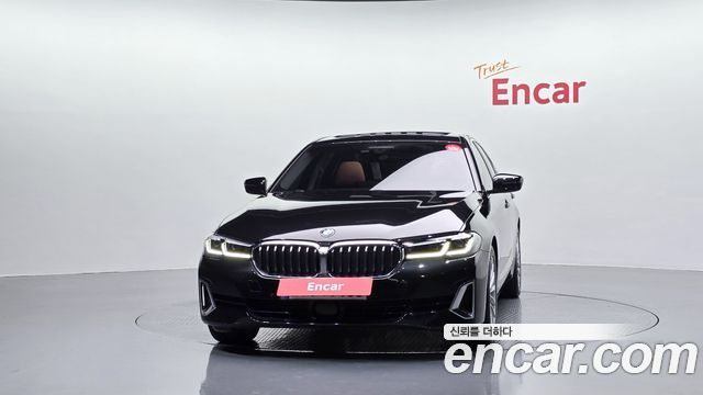BMW 5 Series (G30) 520i Luxury 2022 — фото 3