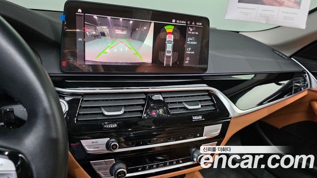 BMW 5 Series (G30) 520i Luxury 2022 — фото 19