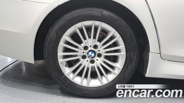 BMW 5 Series (F10) 520d xDrive 2015 — фото 5