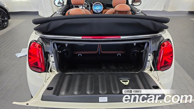 MINI Cooper S Convertible Classic Third Generation 2022 — фото 20