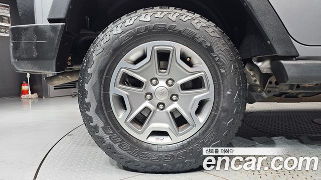 Jeep Wrangler (JK) 3.6 Rubicon 4Door 2017 — фото 5