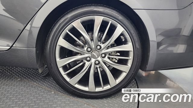 Genesis G80 3.3 GDI AWD Prestige 2018 — фото 21