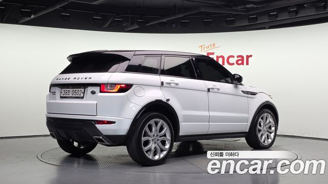 Land Rover Range Rover Evoque 2.0 TD4 HSE Dynamic 2016 — фото 2