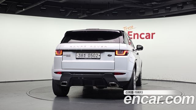 Land Rover Range Rover Evoque 2.0 TD4 HSE Dynamic 2016 — фото 4