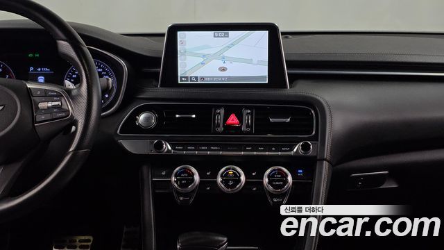 Genesis G70 3.3T Sport Advanced 2018 — фото 14