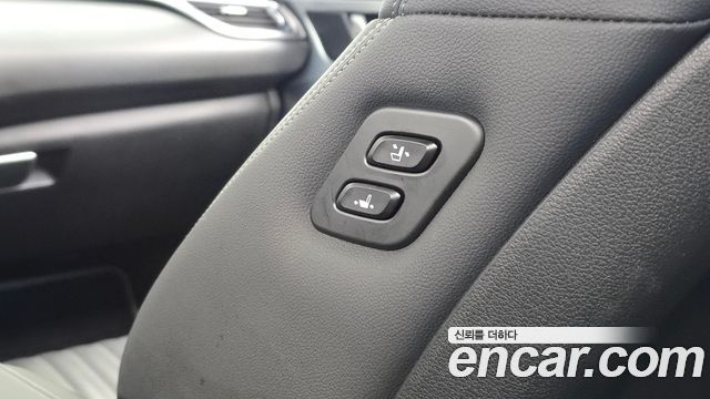 Genesis G70 3.3T Sport Advanced 2018 — фото 18