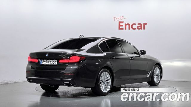 BMW 5 Series (G30) 520i Luxury 2021 — фото 2
