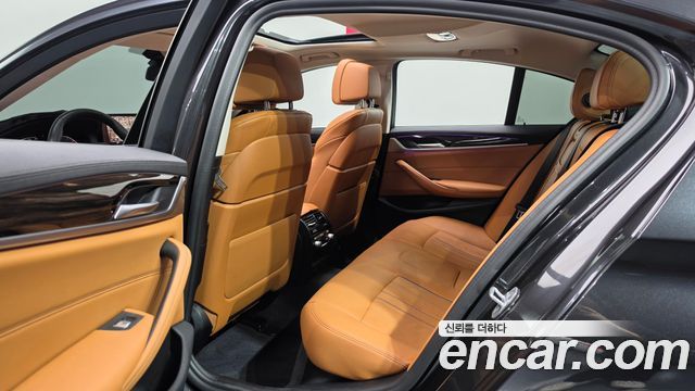 BMW 5 Series (G30) 520i Luxury 2021 — фото 11