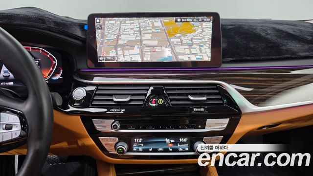 BMW 5 Series (G30) 520i Luxury 2021 — фото 12